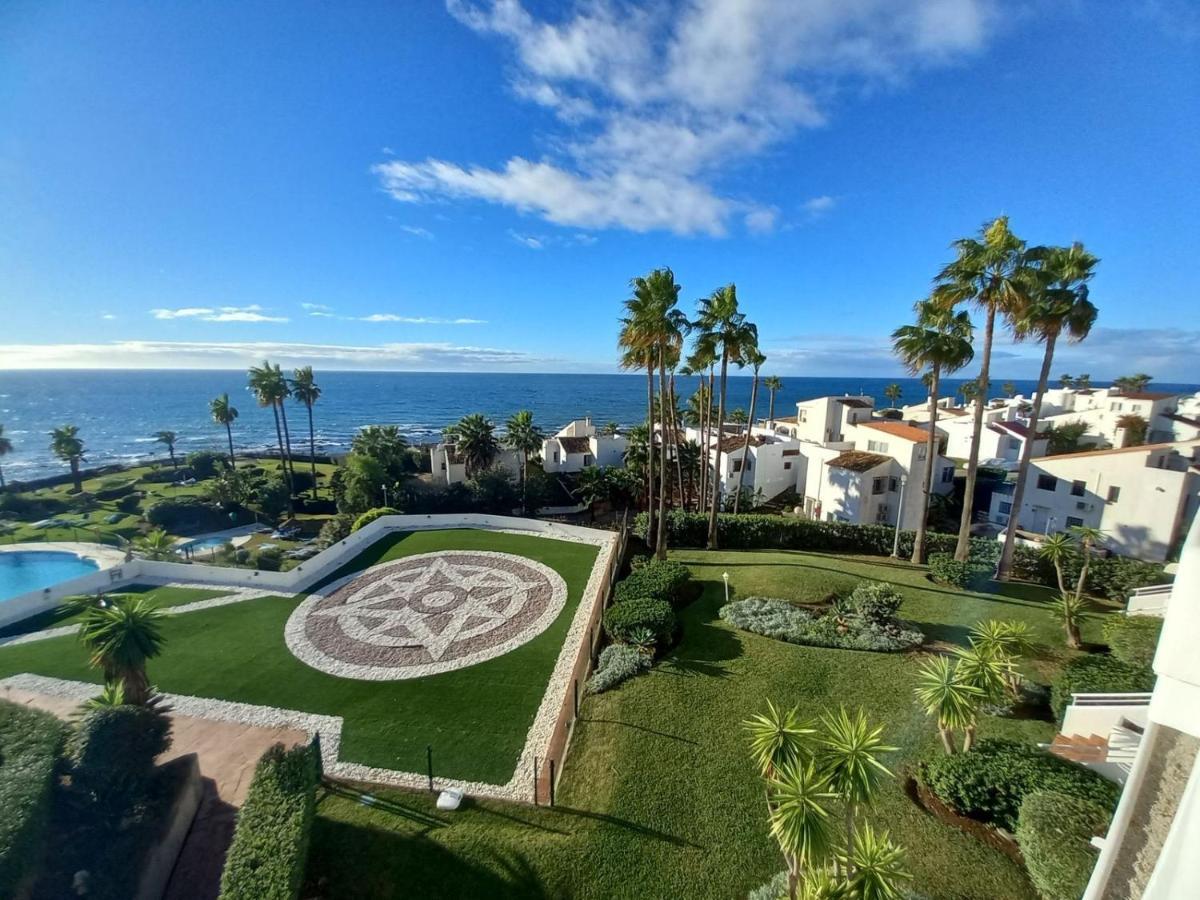 Miraflores Beachfront Penthouse Sitio de Calahonda Екстериор снимка
