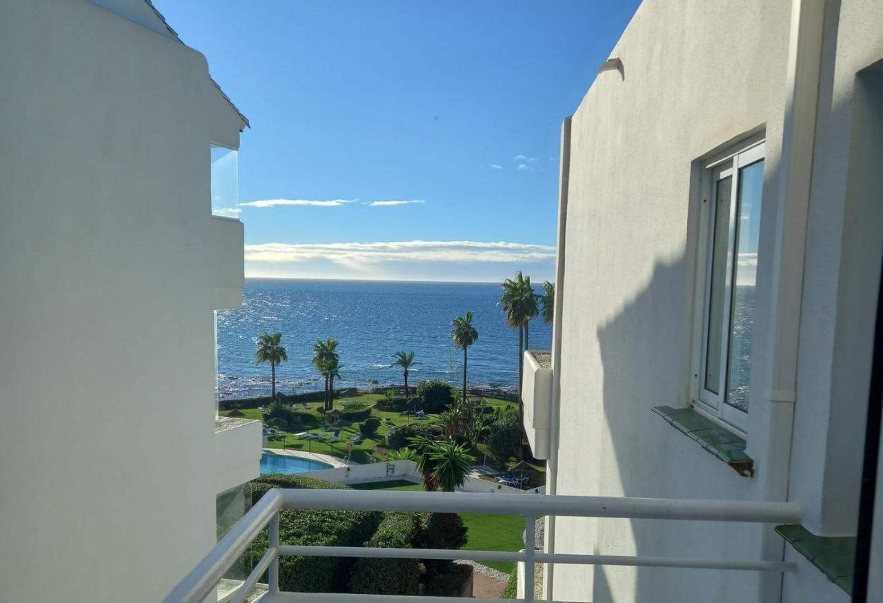 Miraflores Beachfront Penthouse Sitio de Calahonda Екстериор снимка