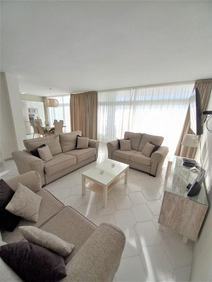 Miraflores Beachfront Penthouse Sitio de Calahonda Екстериор снимка